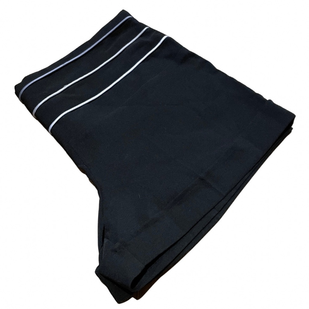 Dots Shorts - Size 7/8